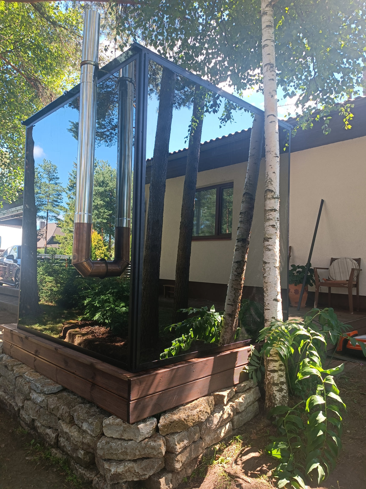 Panorama 4-Person Glass Cabin Sauna chimney