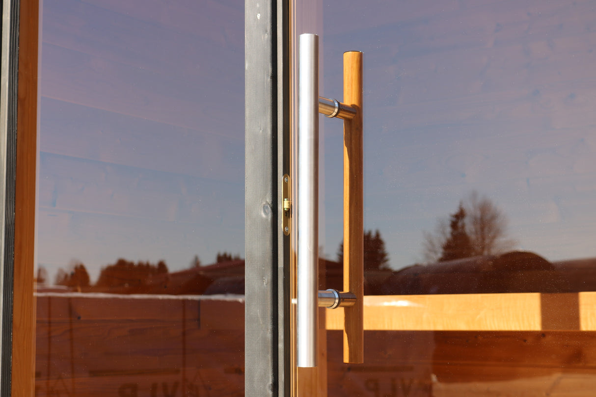 Glass door of Flora Sauna