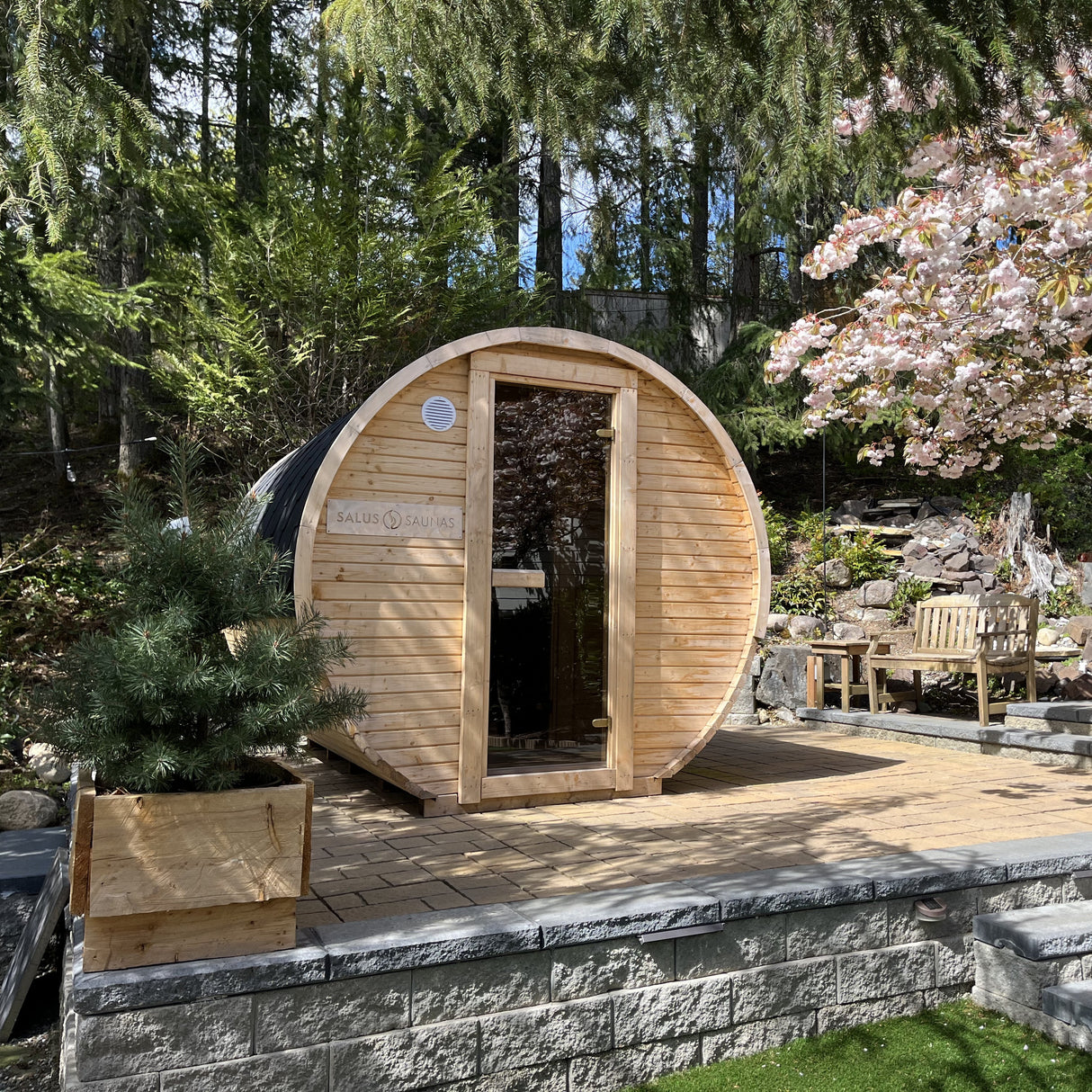 Stellar Traditional Outdoor Barrel Sauna - 6 Person