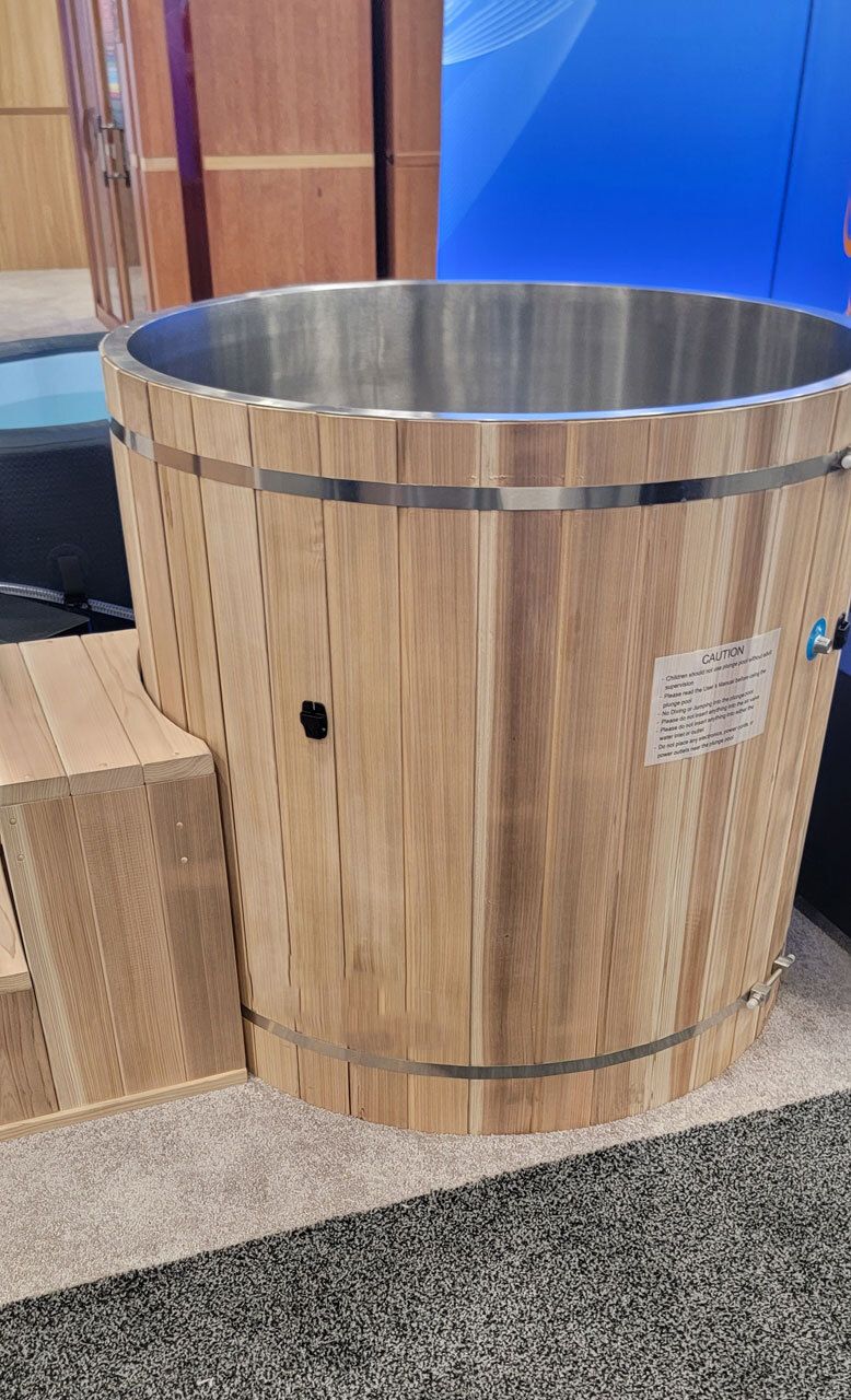 Snowpiercer Sauna Model