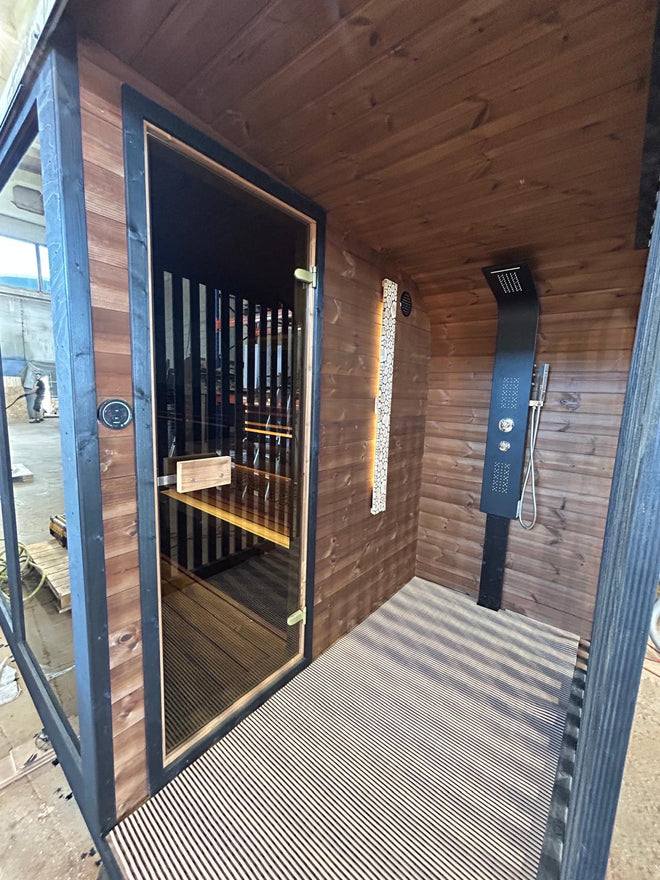 Changing room with outdoor shower