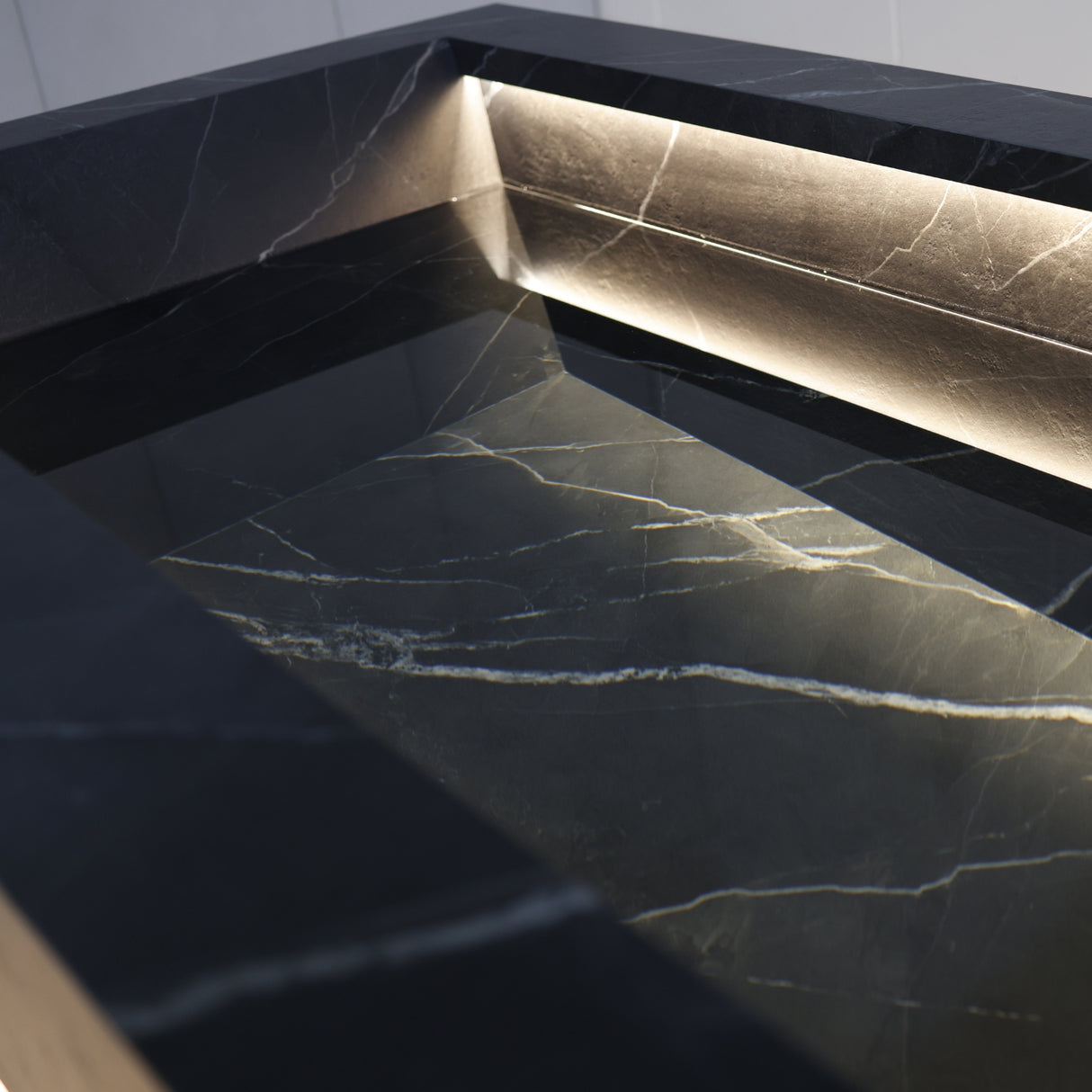 Loki Calacatta Black Cold Plunge